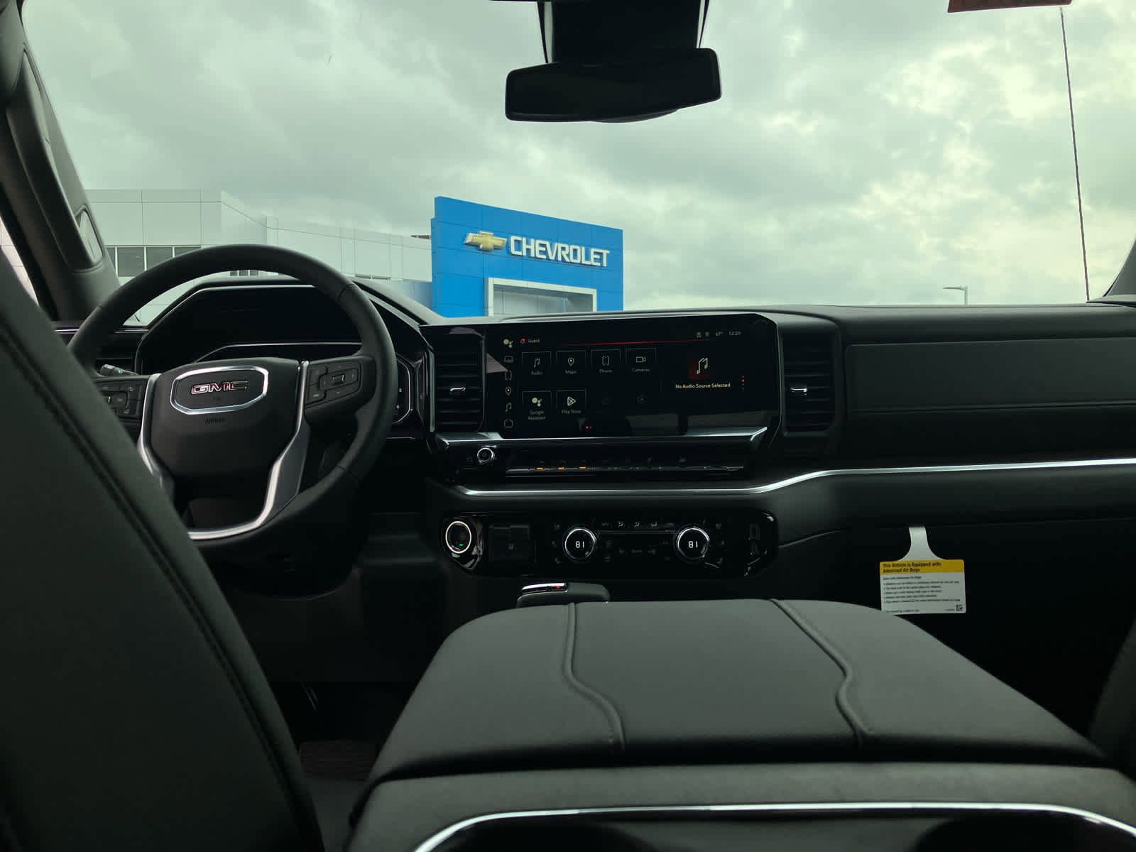 New 2026 GMC Sierra 1500 SLT w/ SLT Premium Package image 43
