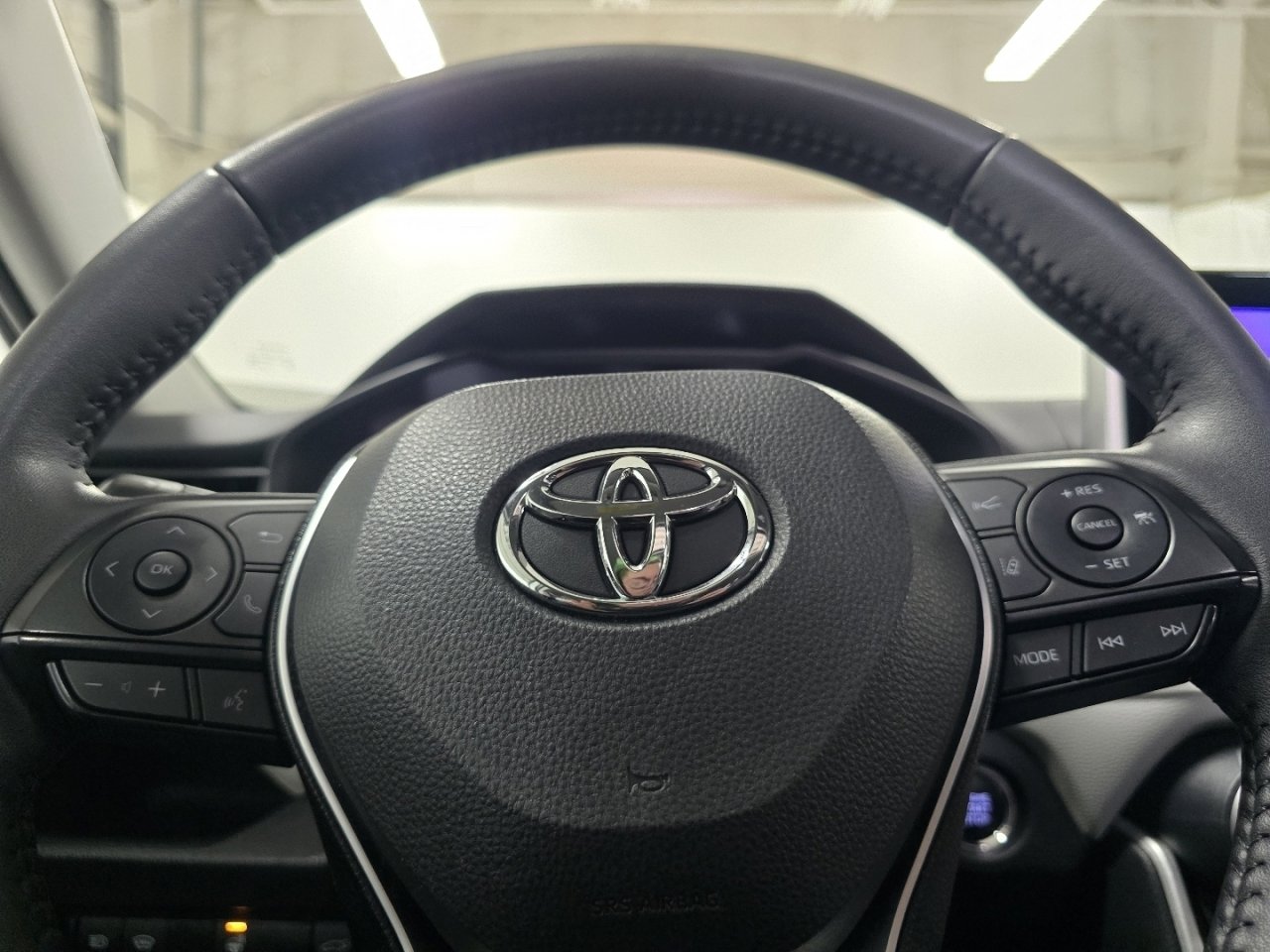 Certified 2025 Toyota RAV4 XLE w/ Convenience Package image 28