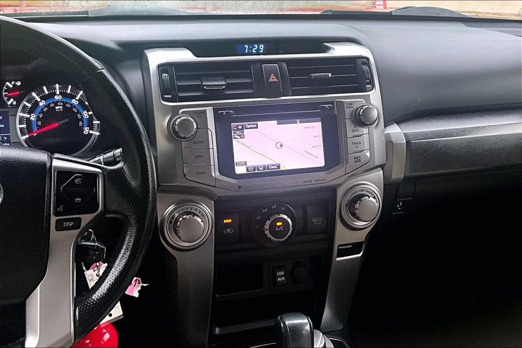 Used 2016 Toyota 4Runner SR5 Premium AWD/4WD image 8