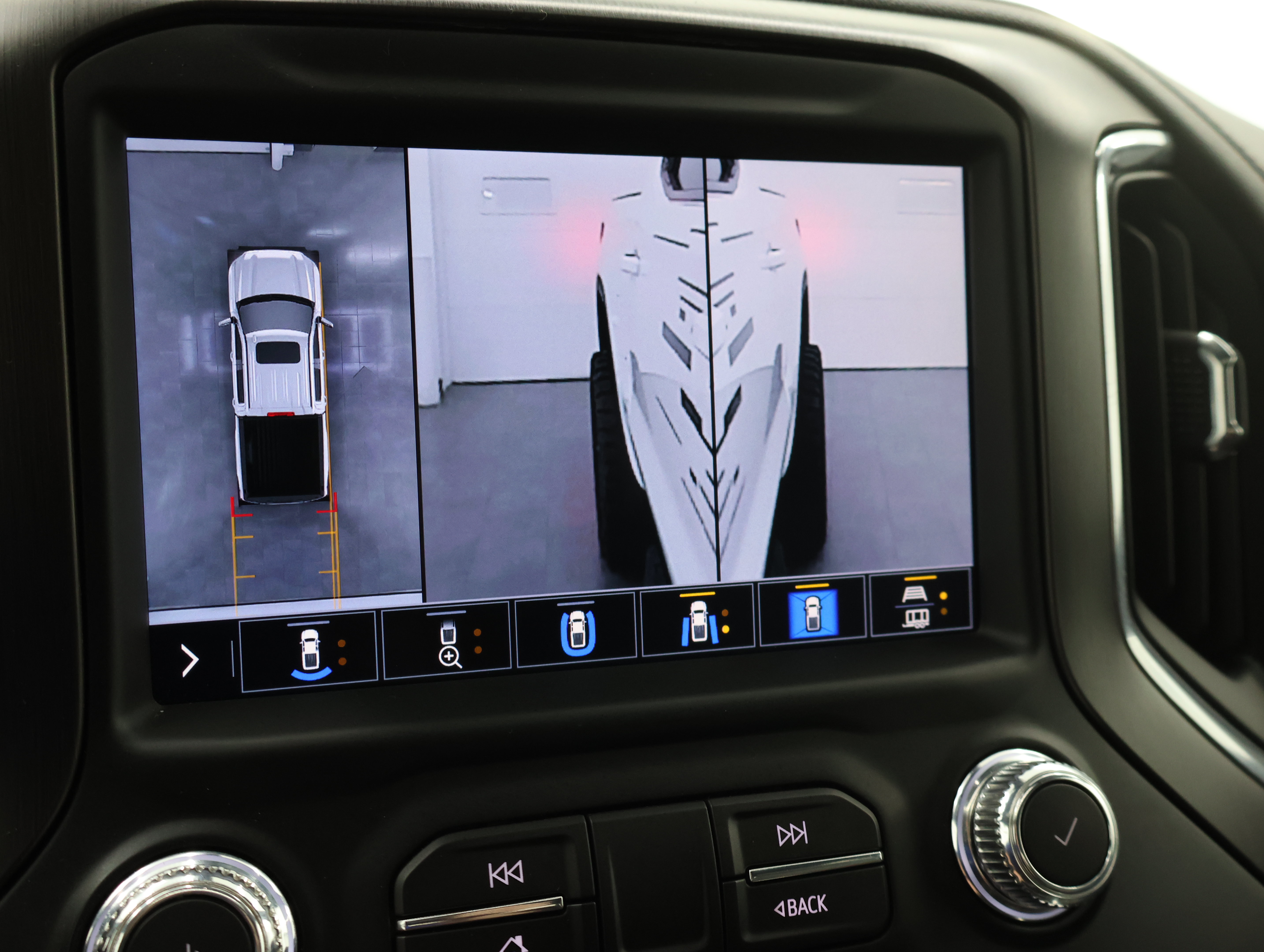 Used 2022 GMC Sierra 1500 AT4 w/ AT4 Premium Package AWD/4WD image 22