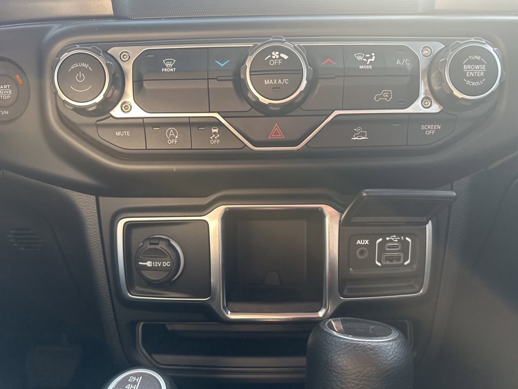 Used 2023 Jeep Gladiator Sport AWD/4WD image 20
