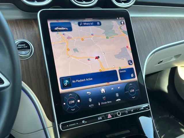 Used 2025 Mercedes-Benz C 300 Sedan image 5