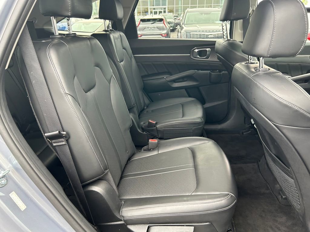 Used 2023 Kia Sorento SX AWD/4WD image 27
