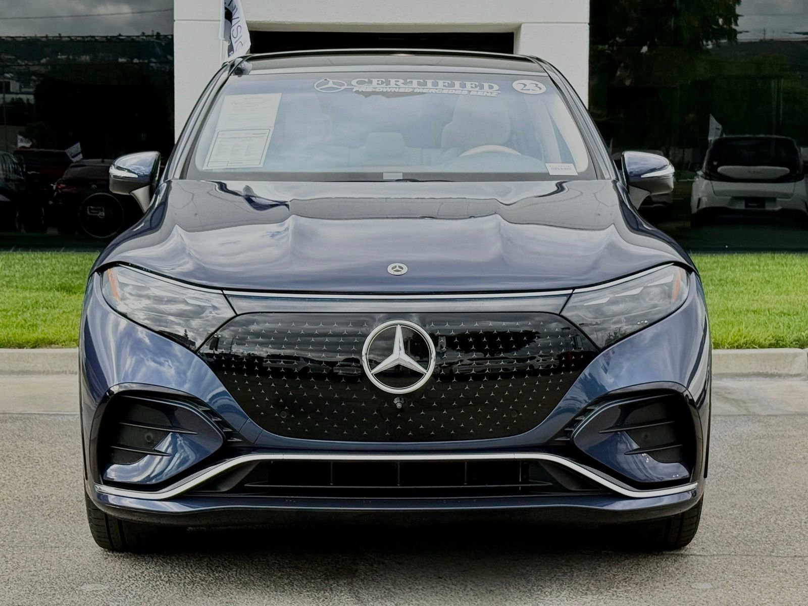 Used 2023 Mercedes-Benz EQS 580 4MATIC SUV image 5