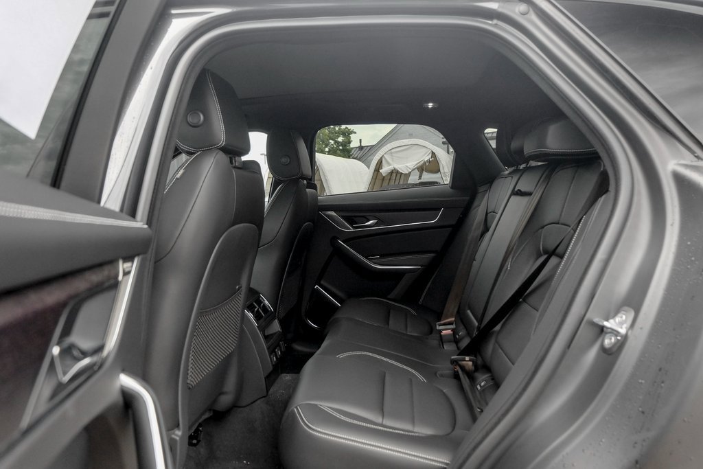 Used 2025 Jaguar F-PACE R-Dynamic S image 14