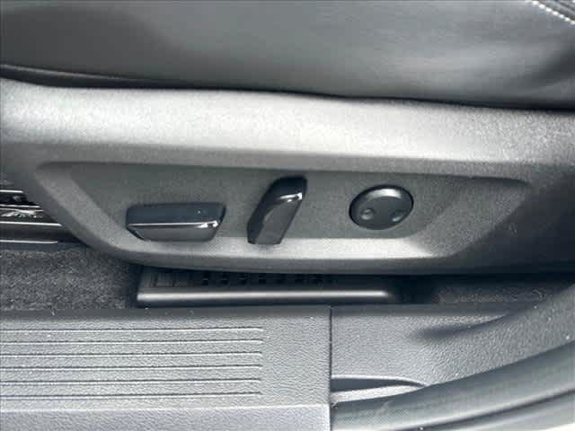 Used 2026 Nissan Rogue Platinum w/ Platinum Premium Package AWD/4WD image 18