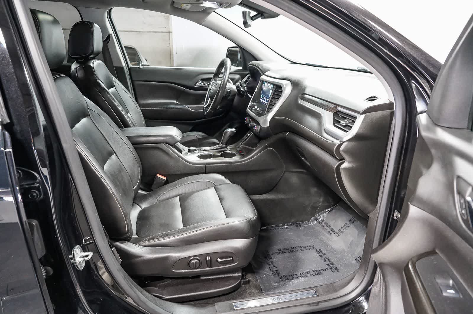 Used 2017 GMC Acadia SLT FWD image 17