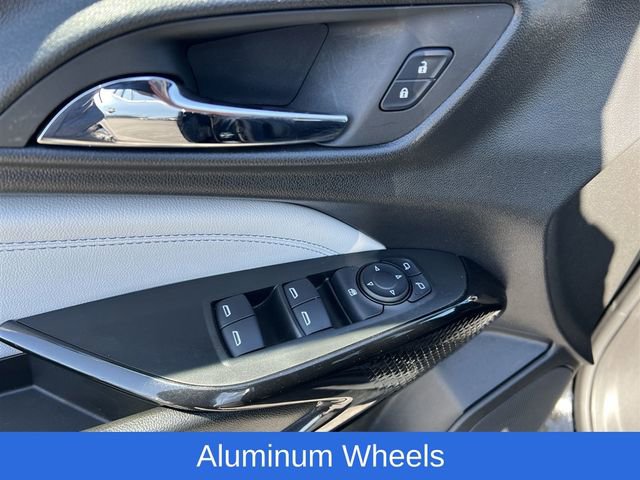 Certified 2024 Chevrolet Trax LT w/ Driver Confidence Package image 19