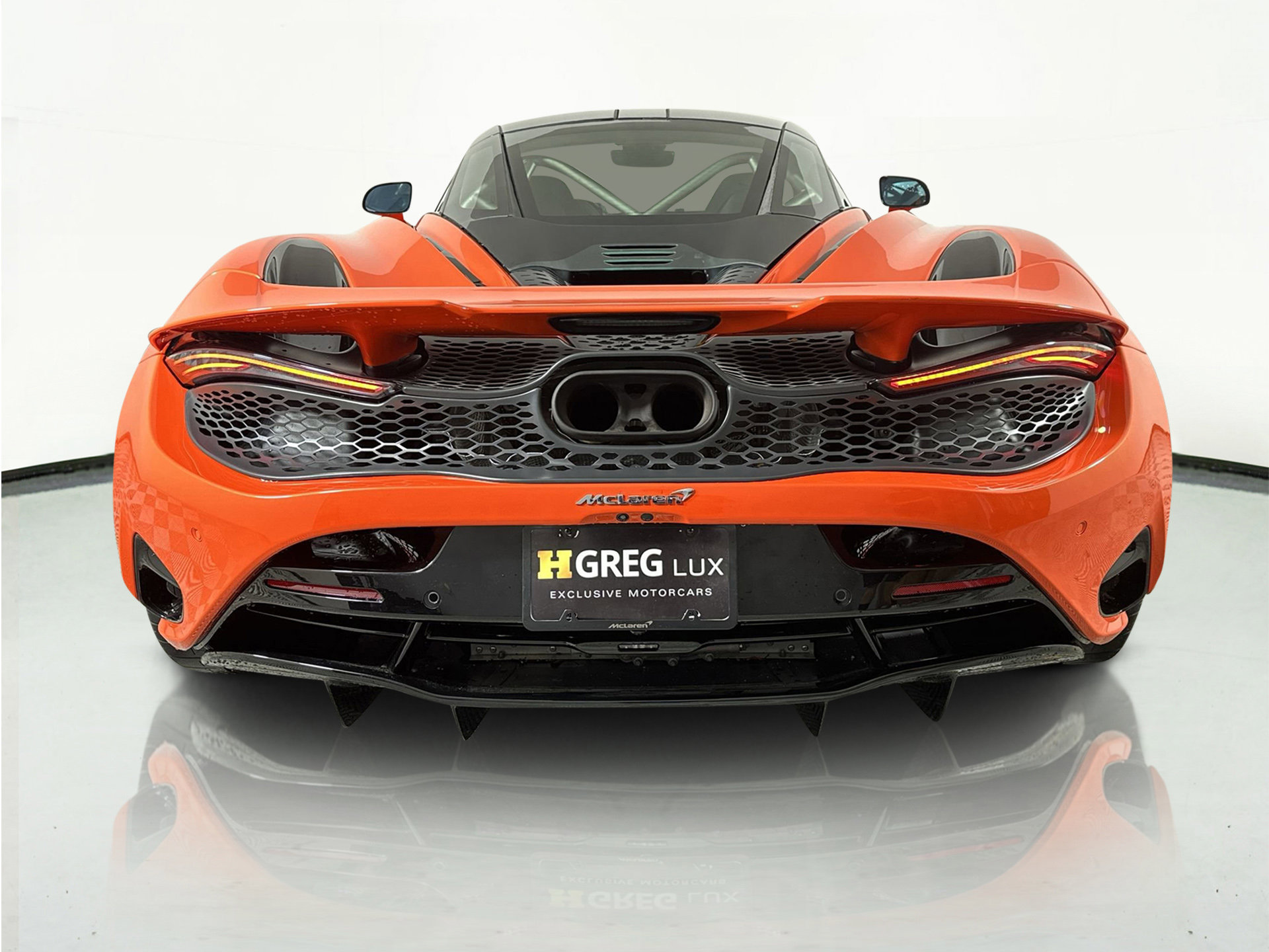 Used 2024 McLaren 750S image 7