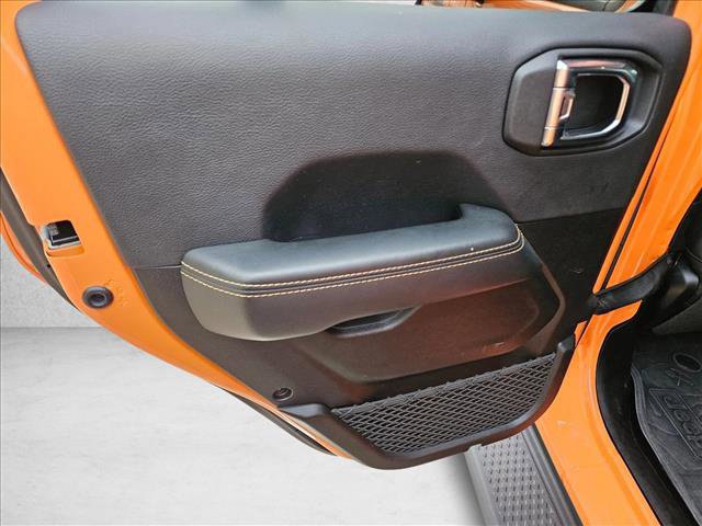 Used 2025 Jeep Gladiator Sport image 11