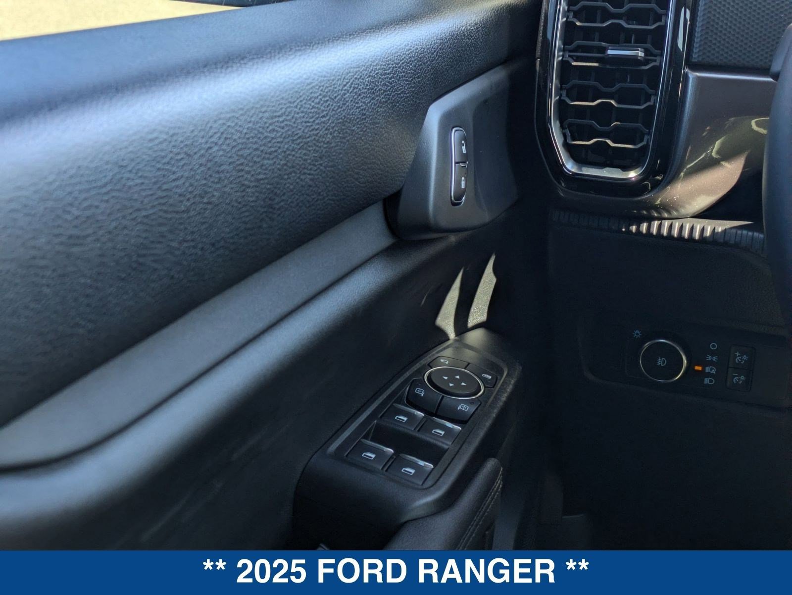 New 2025 Ford Ranger XLT w/ Black Appearance Package image 24