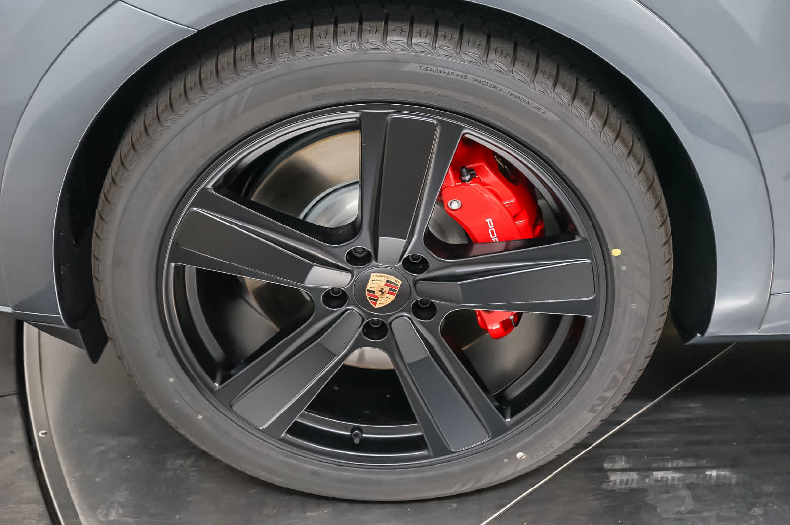 New 2026 Porsche Cayenne GTS AWD/4WD image 14