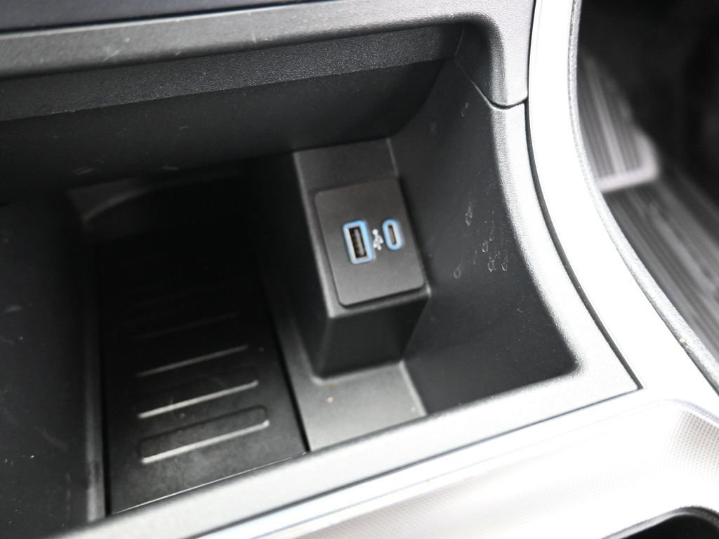 Used 2022 Ford Edge SEL w/ Convenience Package image 18