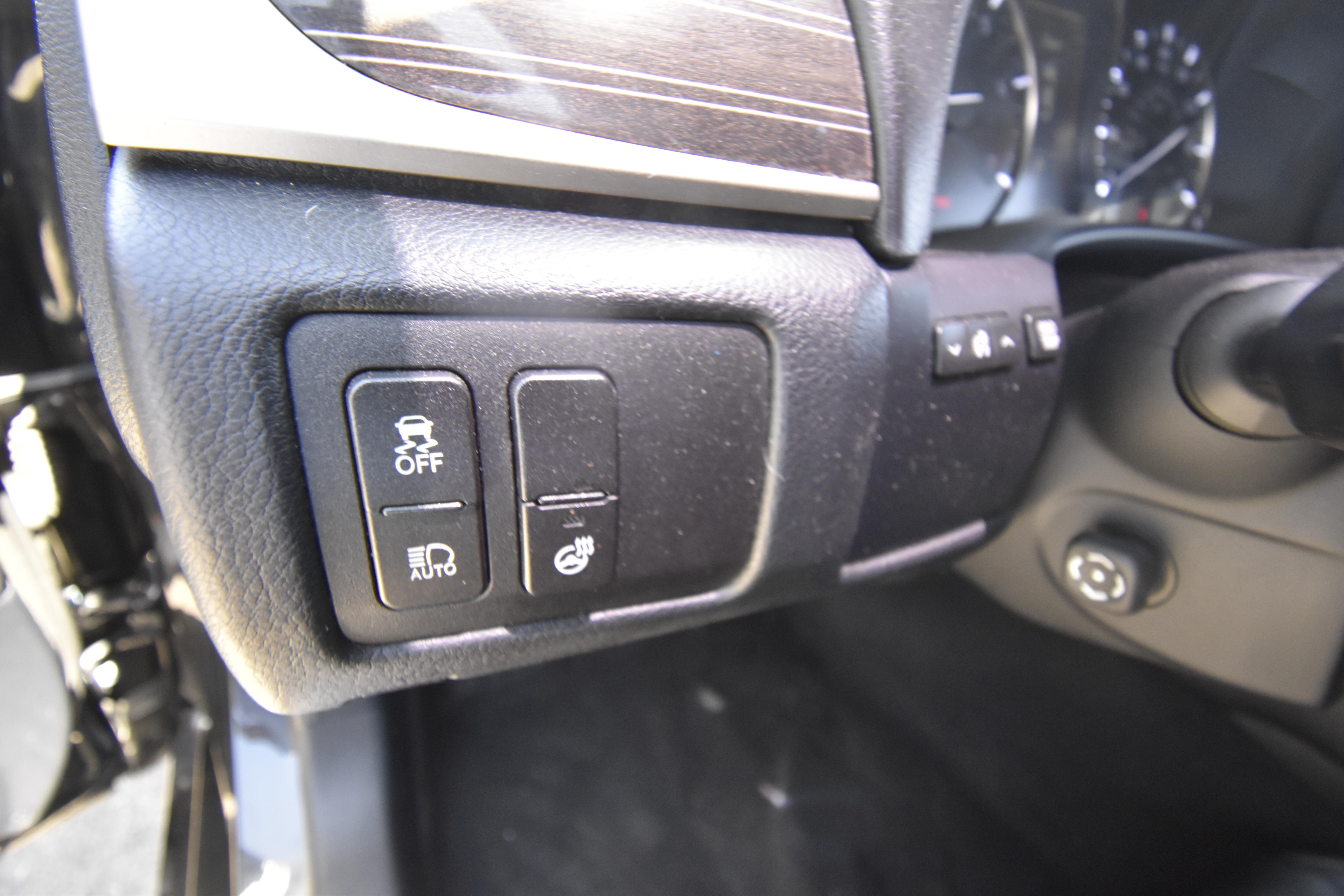 Used 2017 Lexus GS 350 w/ Preferred Accessory Package RWD image 9