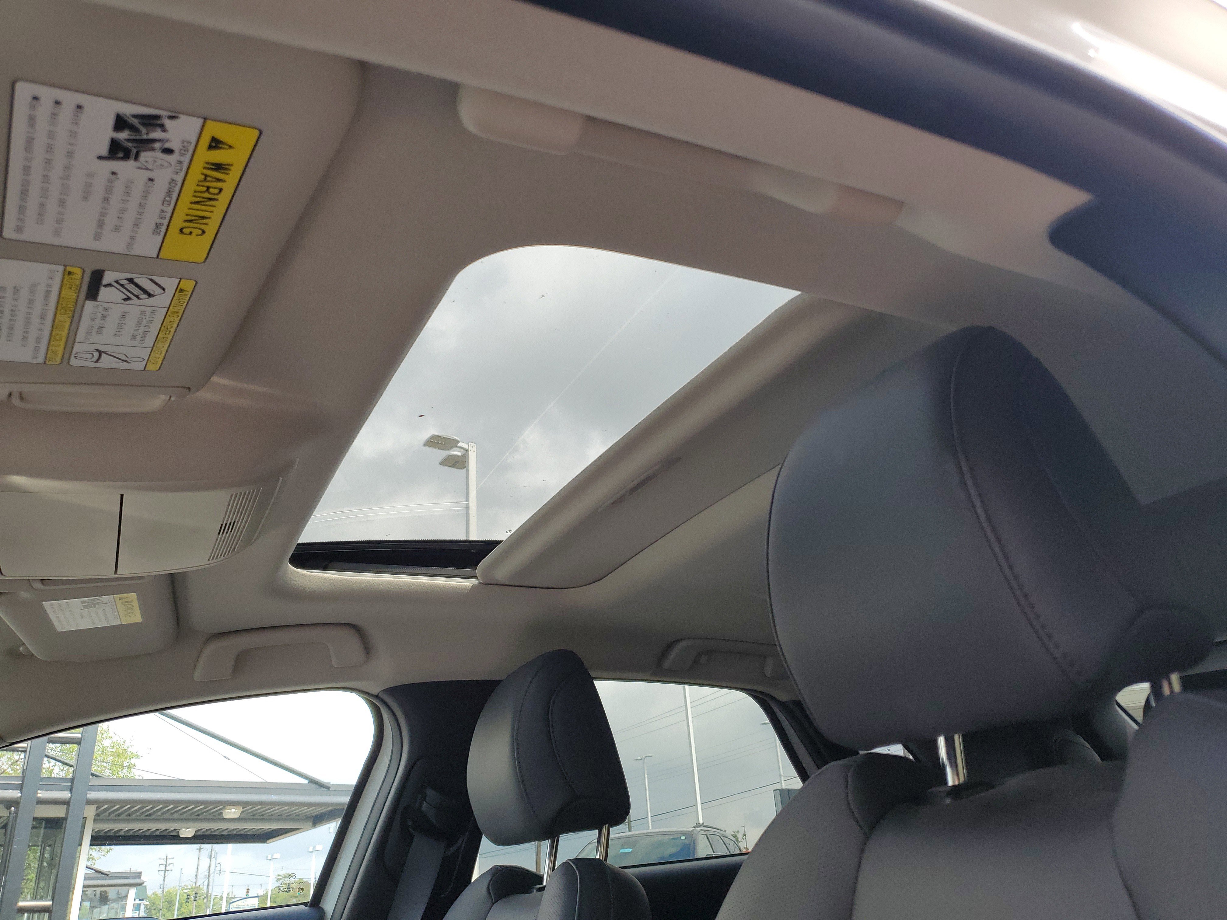 Used 2023 MAZDA CX-30 AWD 2.5 S w/ Premium Package image 18