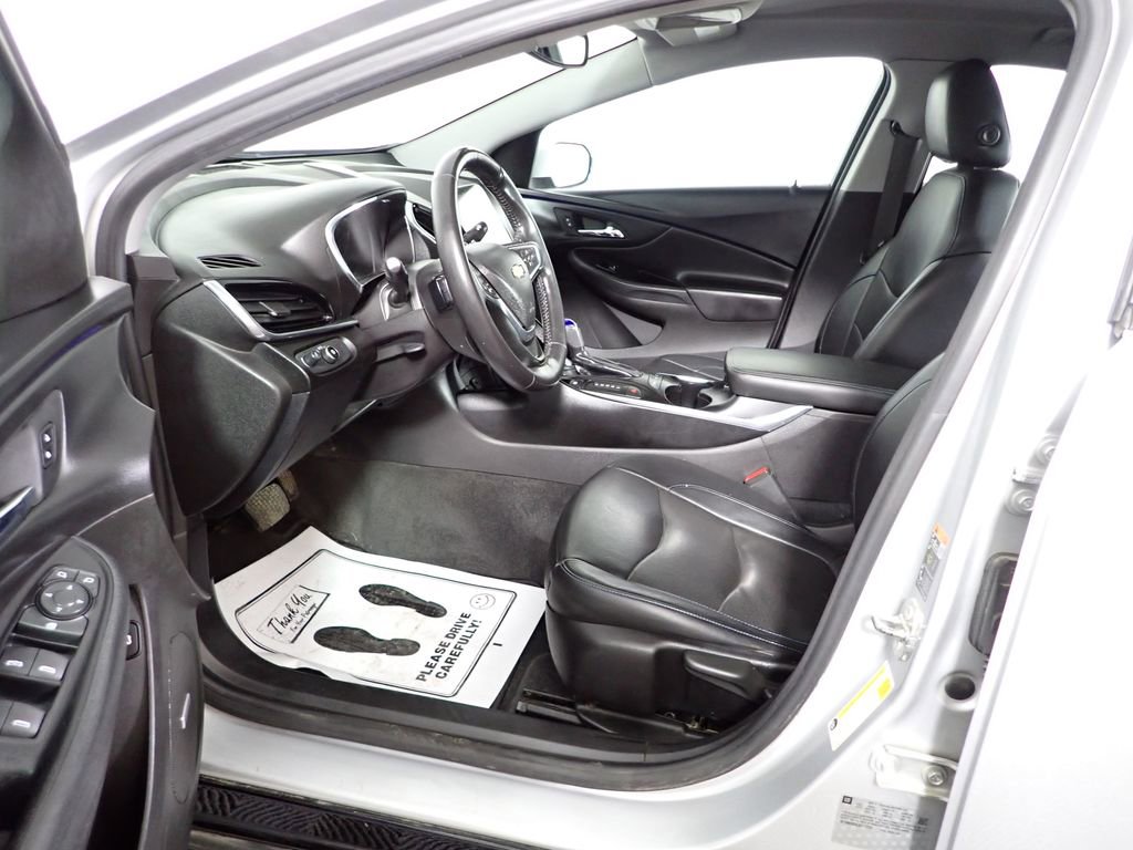 Used 2018 Chevrolet Volt Premier w/ Driver Confidence Package image 20