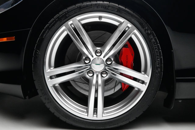 Used 2009 Aston Martin DB9 Coupe RWD image 5