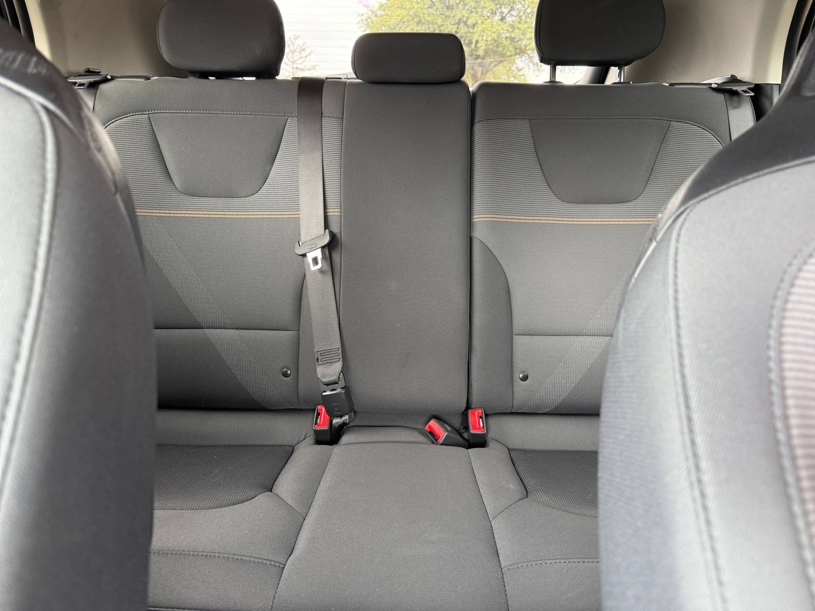 Used 2026 Kia Niro LX FWD image 37