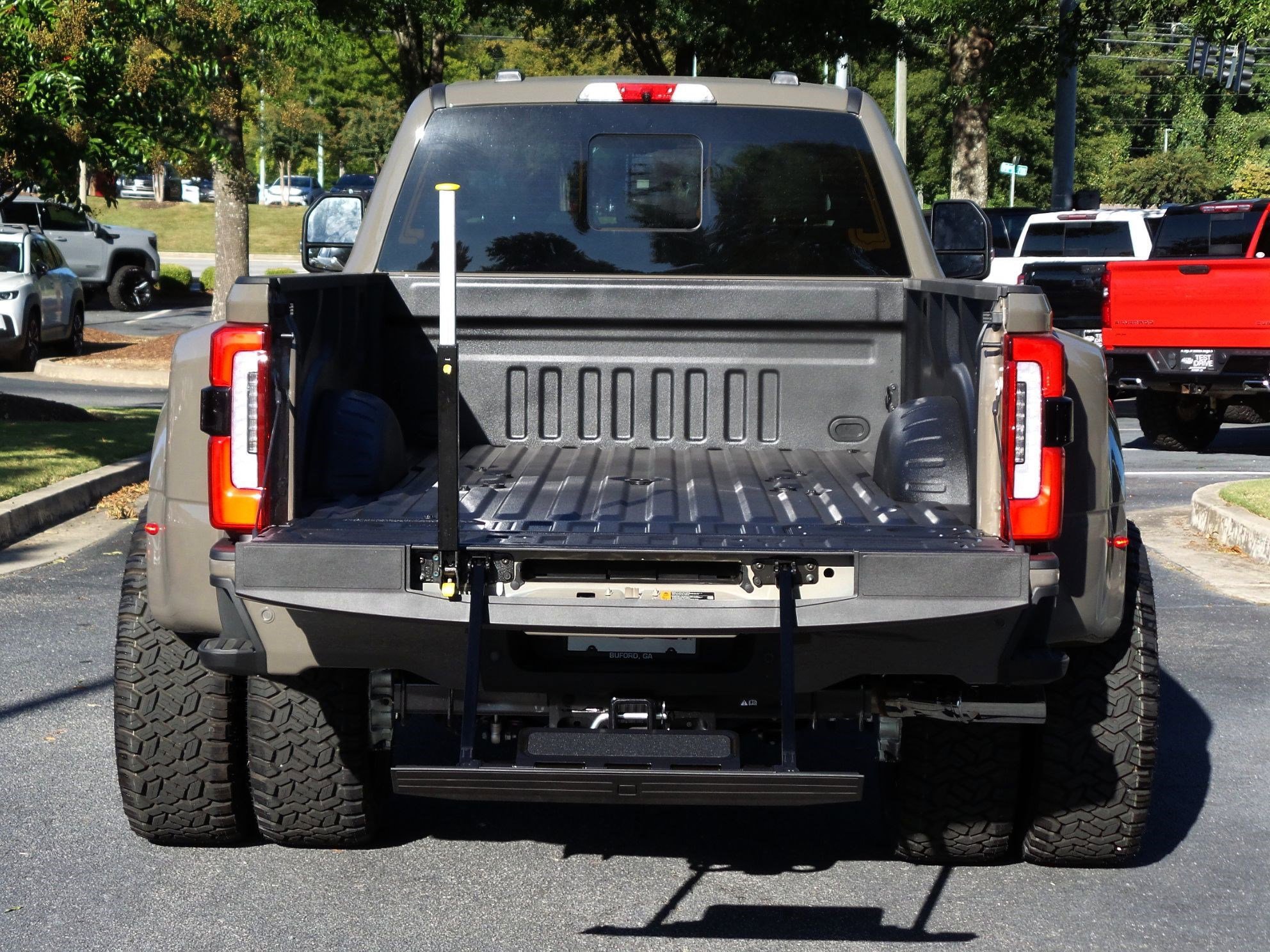 Used 2026 Ford F450 Platinum w/ Platinum Plus Package image 29
