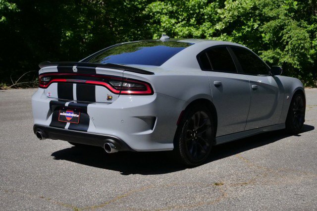 Used 2020 Dodge Charger Scat Pack RWD image 19