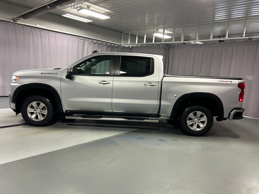 Used 2021 Chevrolet Silverado 1500 LT AWD/4WD image 4