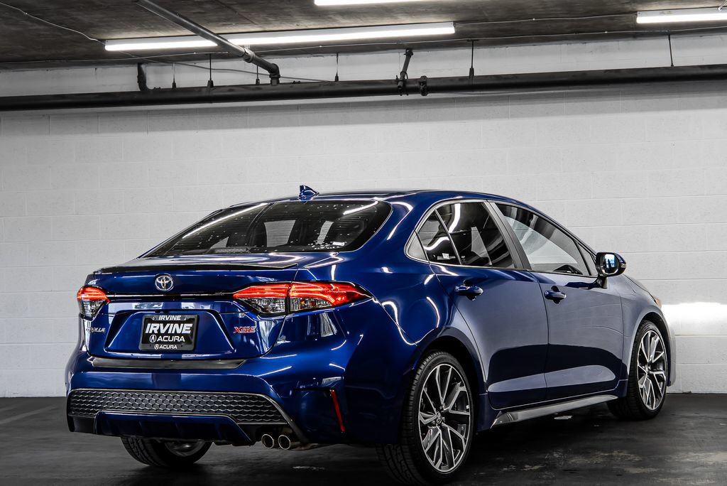 Used 2020 Toyota Corolla XSE FWD image 5