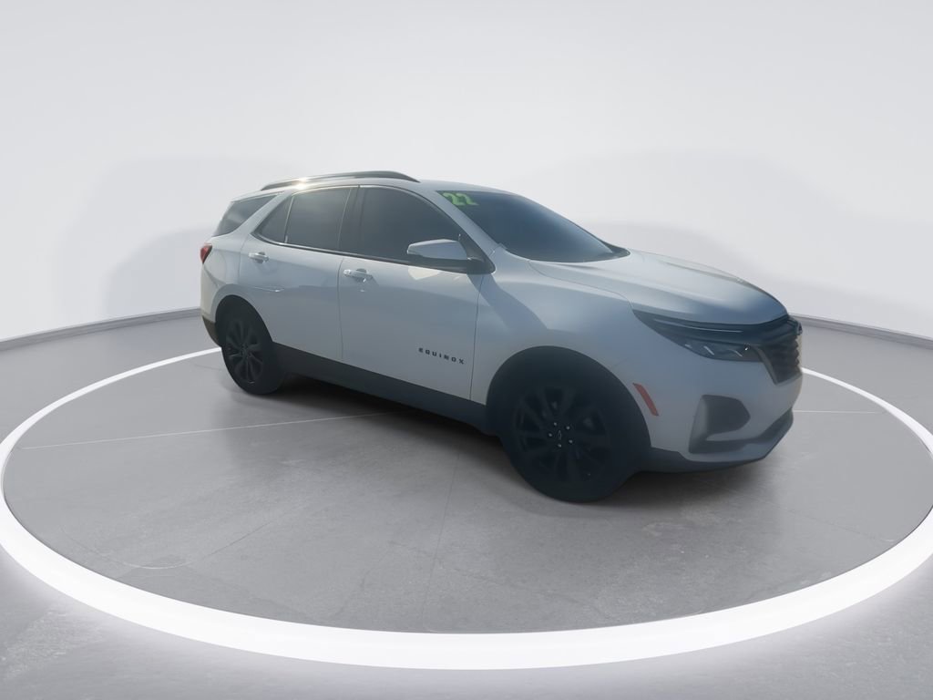 Used 2022 Chevrolet Equinox RS w/ Infotainment Package image 2
