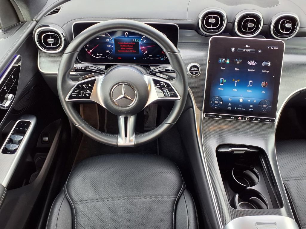 Used 2024 Mercedes-Benz GLC 300 image 5