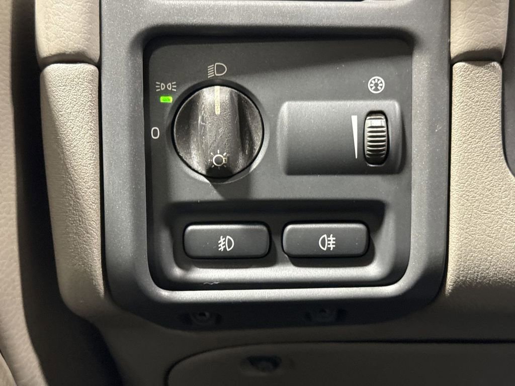 Used 2002 Volvo S40 image 17