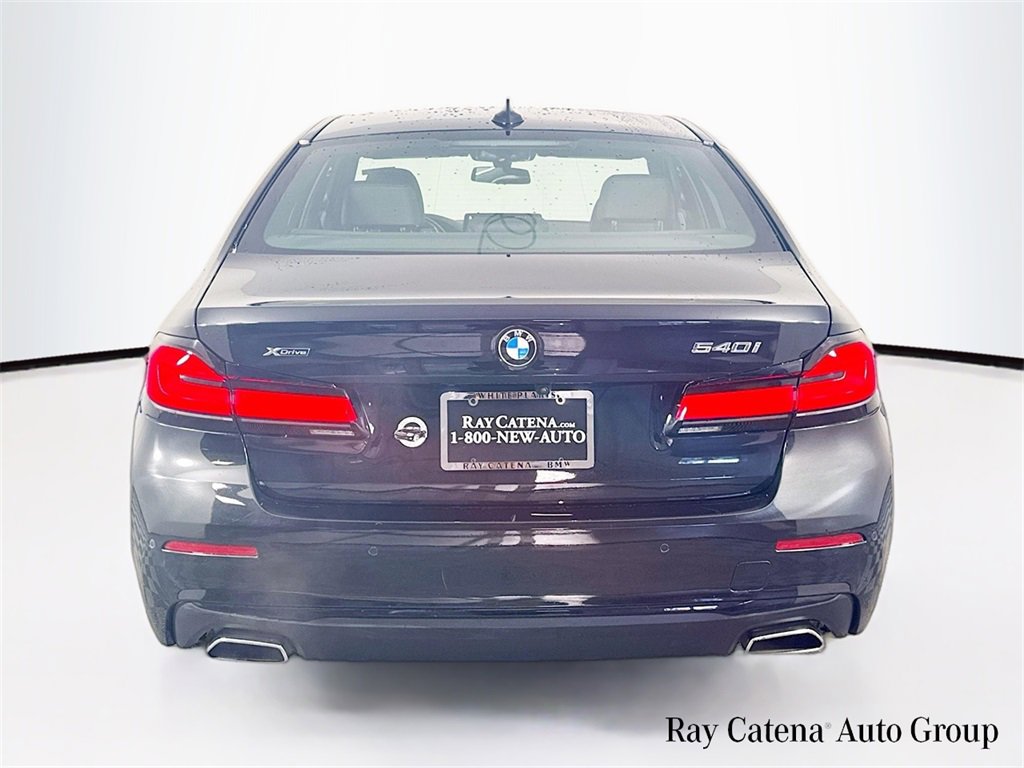 Certified 2023 BMW 540i xDrive w/ Premium Package image 6