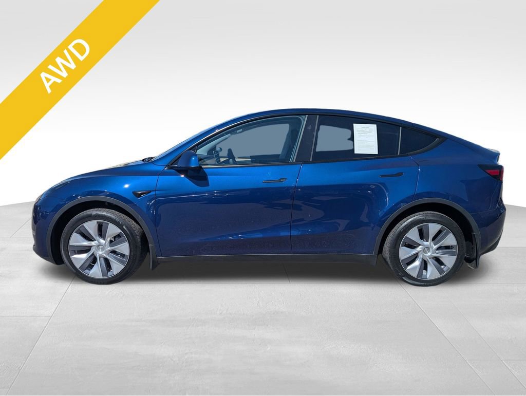 Used 2023 Tesla Model Y Long Range image 2