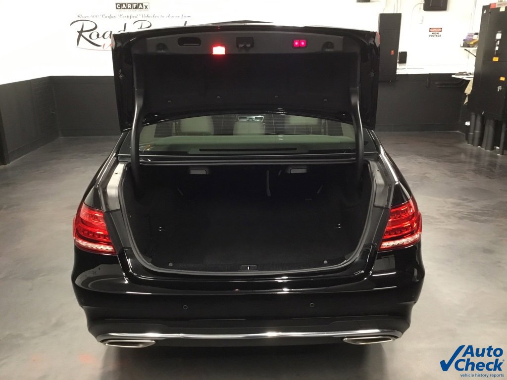 Used 2016 Mercedes-Benz E 350 4MATIC Sedan image 12