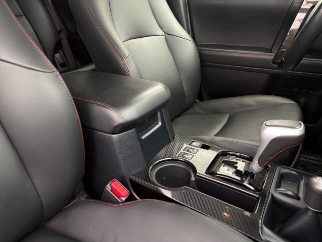 Used 2024 Toyota 4Runner TRD Off-Road Premium w/ Moonroof Package AWD/4WD image 15