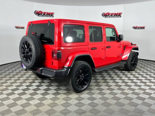 Used 2025 Jeep Wrangler Unlimited Sahara image 3