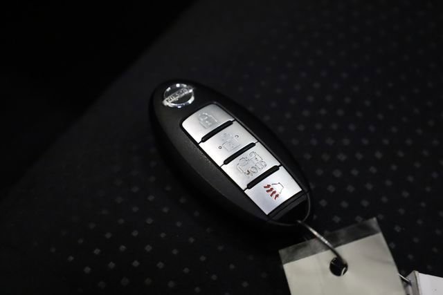 Used 2016 Nissan Leaf SV image 32