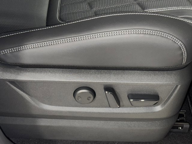 New 2026 Nissan Armada PRO-4X w/ Captain's Chari Seat Package image 6