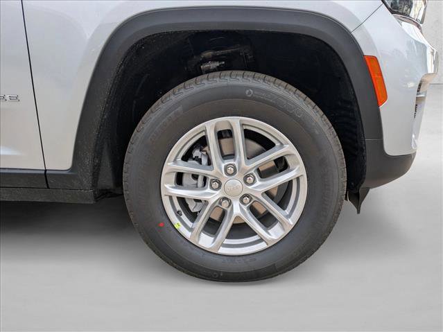 New 2026 Jeep Grand Cherokee Laredo X AWD/4WD image 16