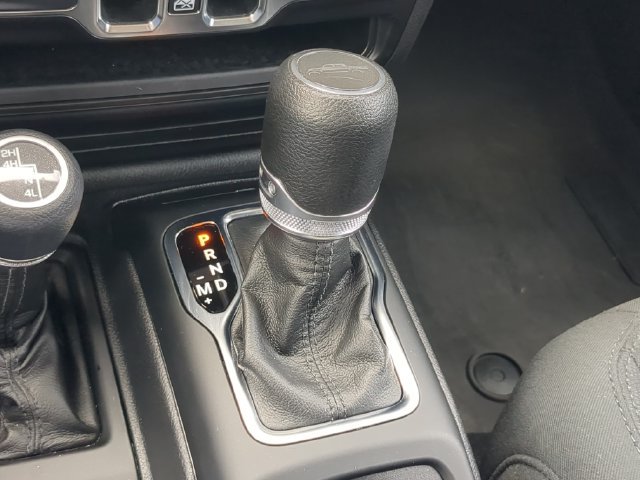Used 2022 Jeep Gladiator Sport AWD/4WD image 29