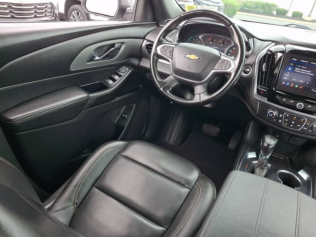 Used 2023 Chevrolet Traverse LT AWD/4WD image 15