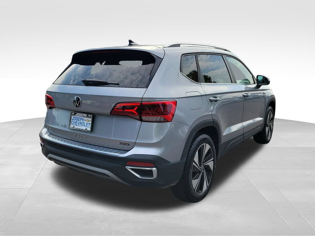 Used 2024 Volkswagen Taos SE AWD/4WD image 4