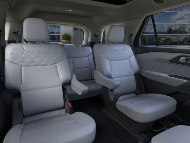 New 2026 Ford Explorer Platinum w/ LUX Leather Package AWD/4WD image 11