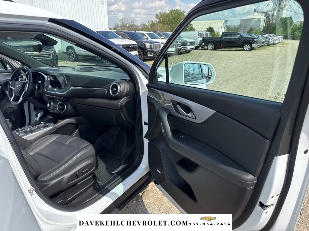 Used 2019 Chevrolet Blazer LT w/ Sound & Technology Package AWD/4WD image 25