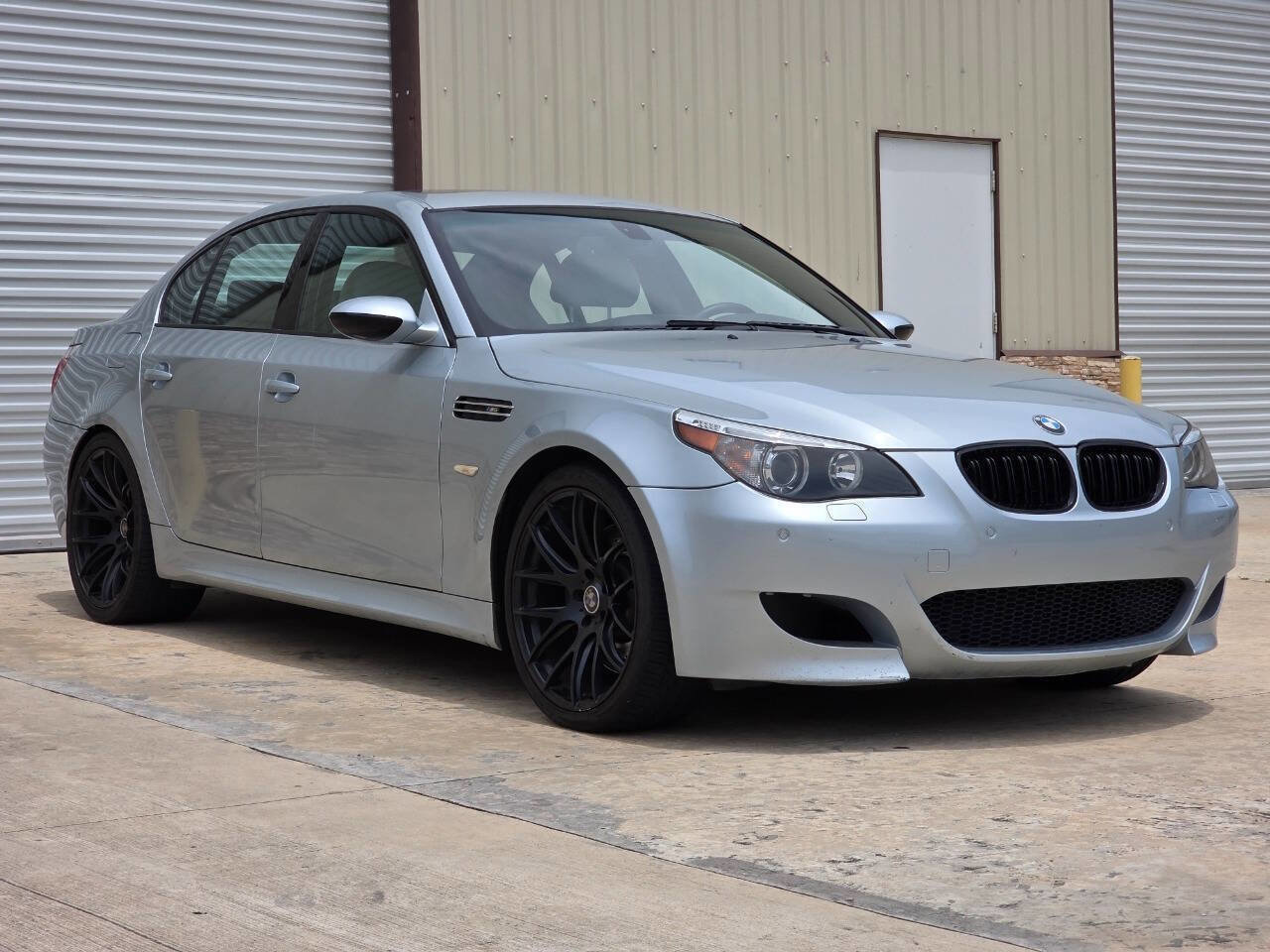 Used 2006 BMW M5 RWD image 6