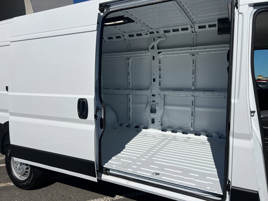 New 2026 RAM ProMaster 2500 w/ Convenience Group FWD image 20