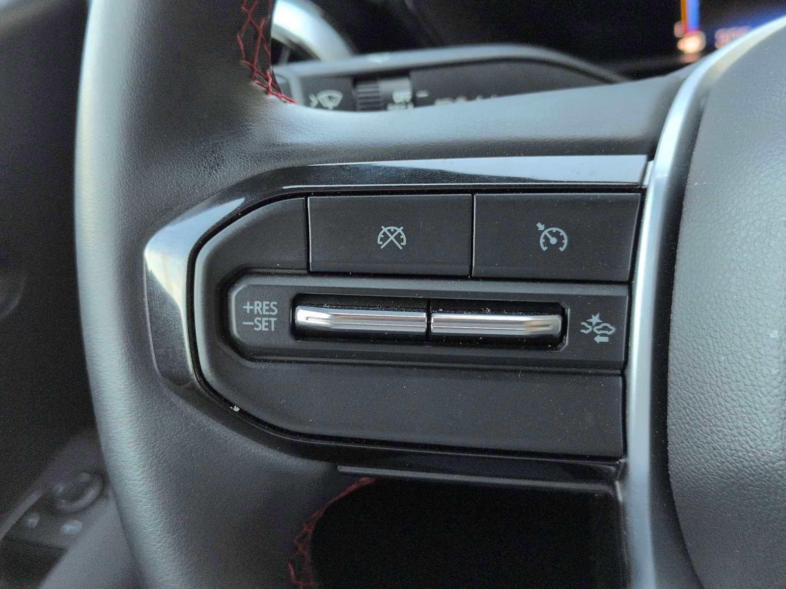 Used 2023 Chevrolet Colorado Z71 w/ Z71 Convenience Package 2 AWD/4WD image 24