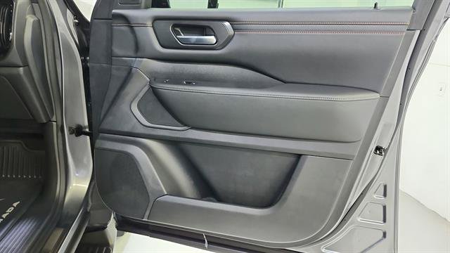 New 2026 Nissan Armada PRO-4X AWD/4WD image 28