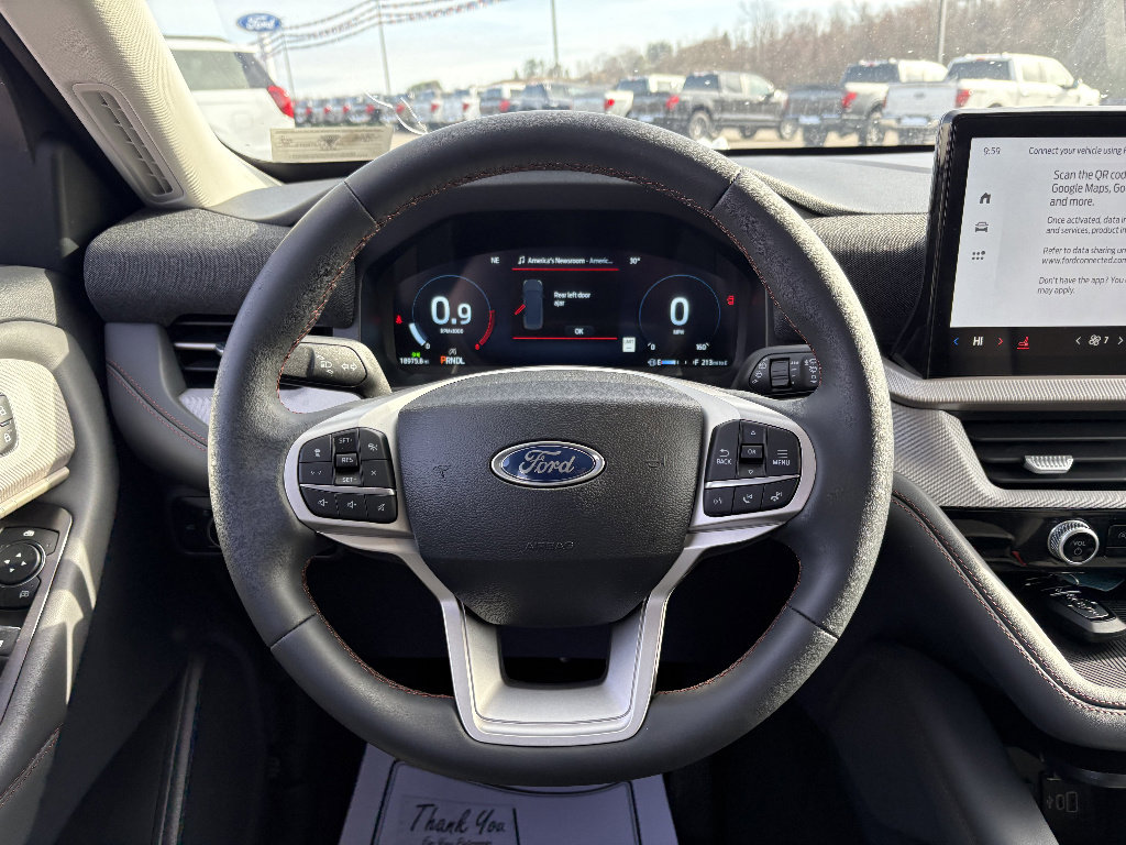 Used 2025 Ford Explorer Active image 25