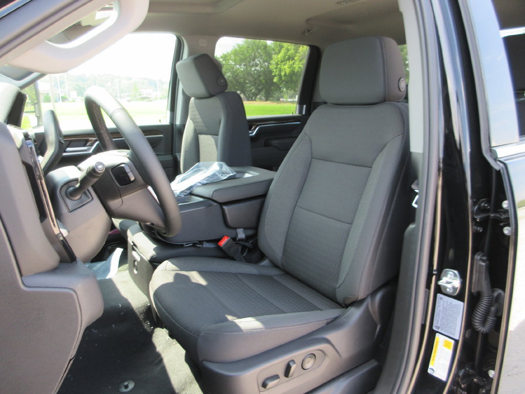 New 2026 GMC Sierra 2500 SLE w/ SLE Value Package; AWD/4WD image 14