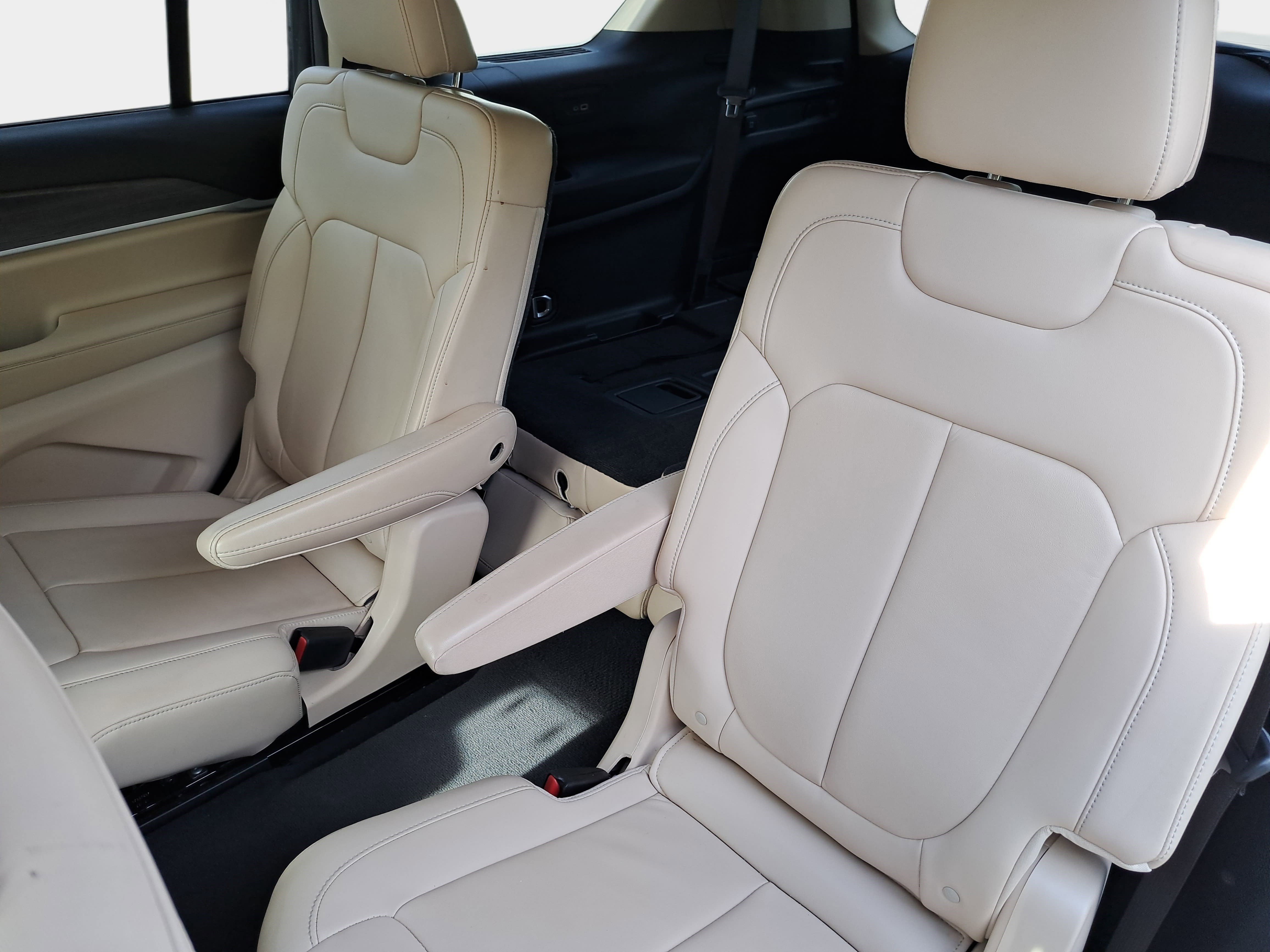 Used 2021 Jeep Grand Cherokee L Limited image 16