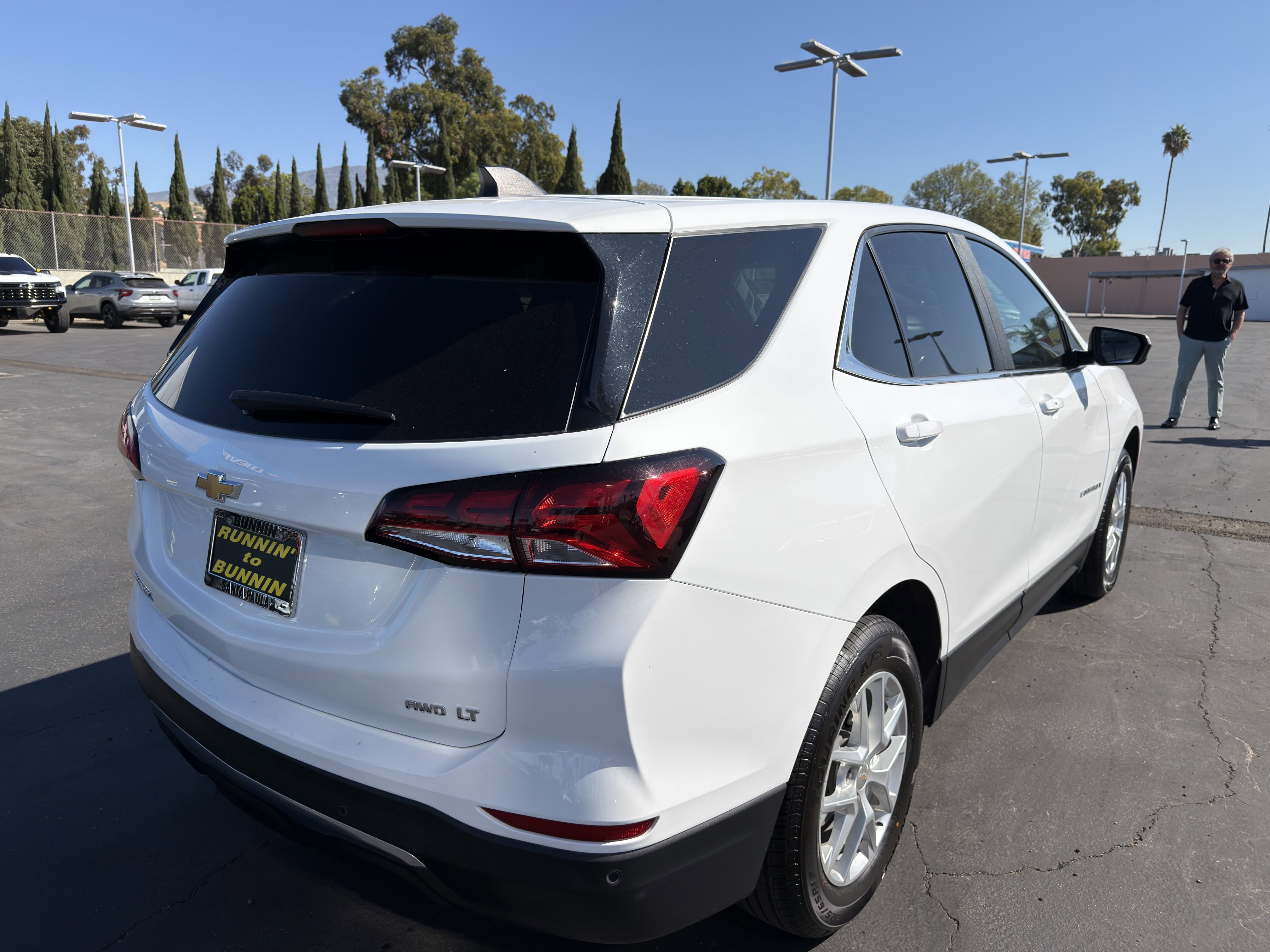 Used 2024 Chevrolet Equinox LT image 9